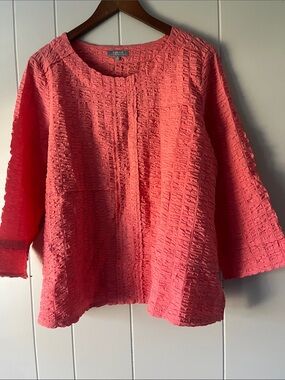 Textured Coral Women's Top - Unknown Brand